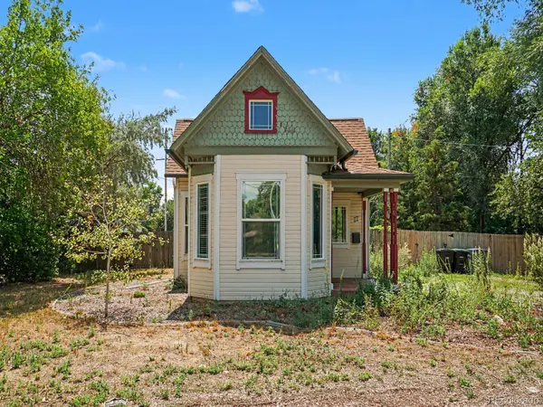 11 17th AVE, Longmont, CO 80501