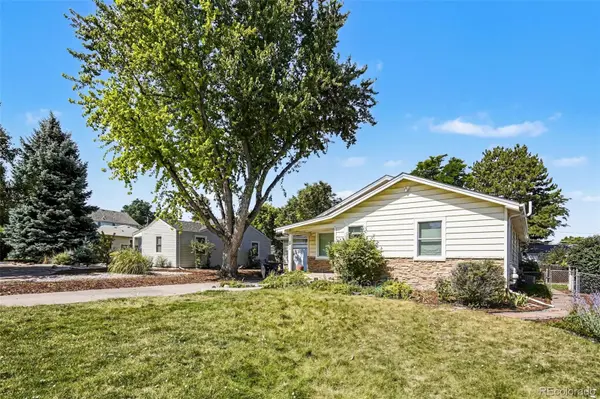 2935 S Clermont DR, Denver, CO 80222