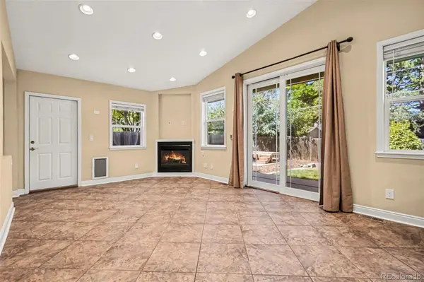 2935 S Clermont DR, Denver, CO 80222