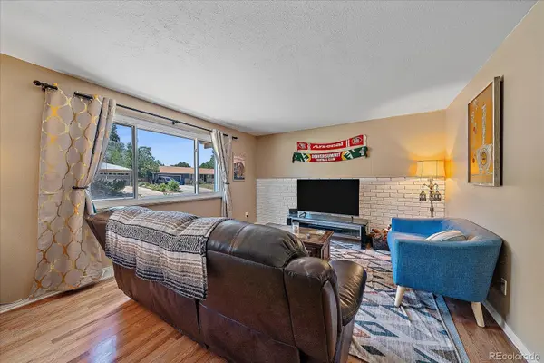 1654 S Endicott ST, Denver, CO 80232
