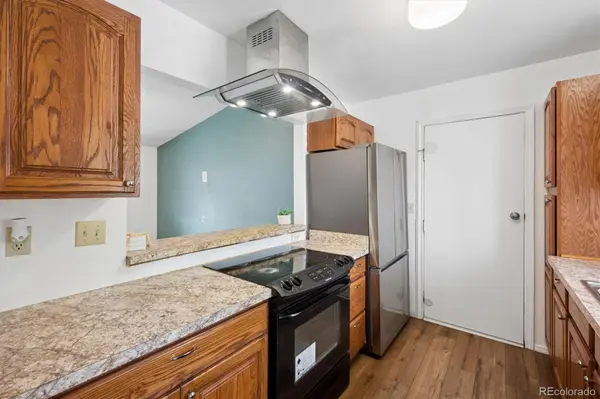 5832 S Netherland CIR, Aurora, CO 80015