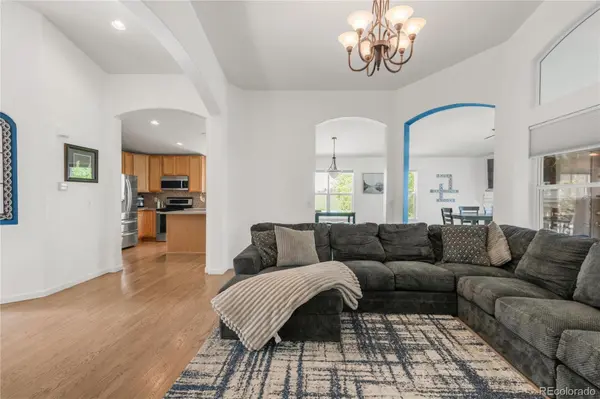 1510 S De Gaulle CIR, Aurora, CO 80018