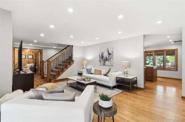 7807 S Forest ST, Centennial, CO 80122