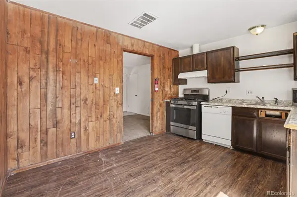 3034 S Laredo CIR, Aurora, CO 80013