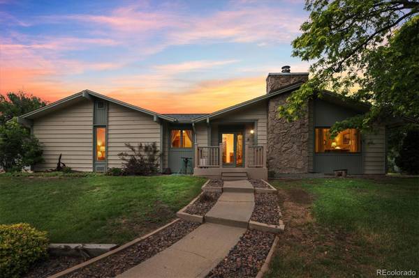 8 Walter WAY, Broomfield, CO 80020