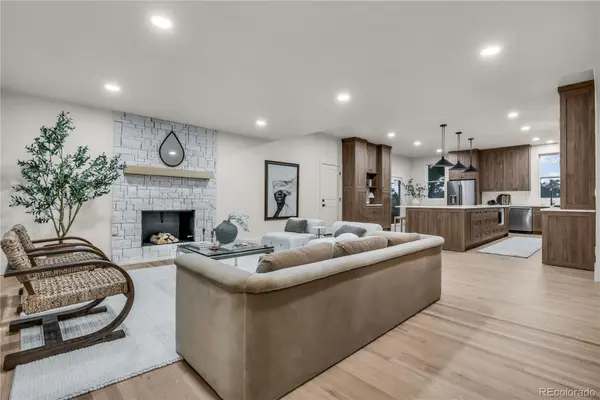 3091 S Holly PL, Denver, CO 80222