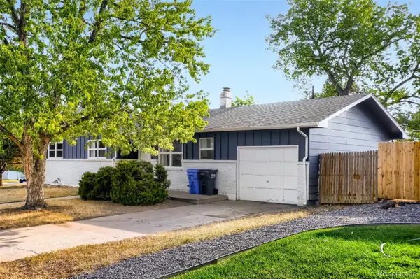 916 Timber LN, Fort Collins, CO 80521