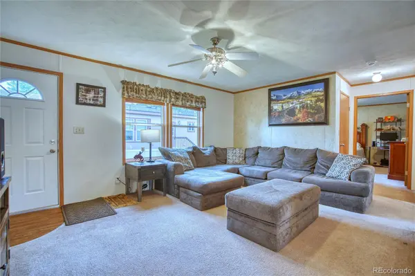 4586 Tilbury CT, Longmont, CO 80504