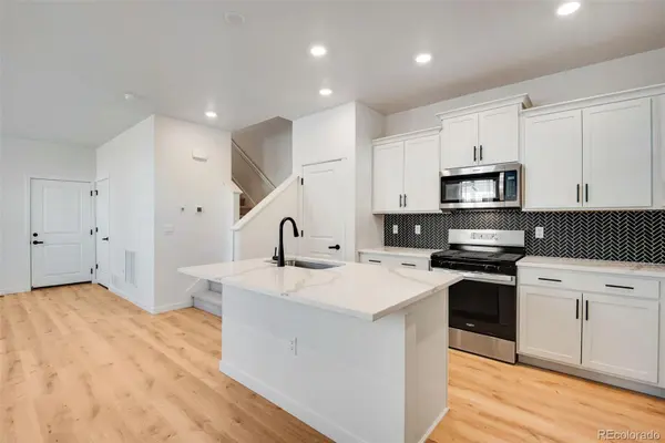 22614 E 6th PL, Aurora, CO 80018