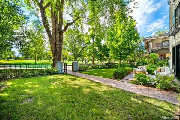 1034 S Franklin ST, Denver, CO 80209