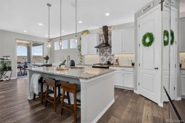 7771 Fraser River CIR, Littleton, CO 80125