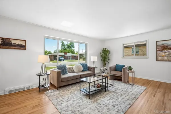 121 S Chase ST, Denver, CO 80226