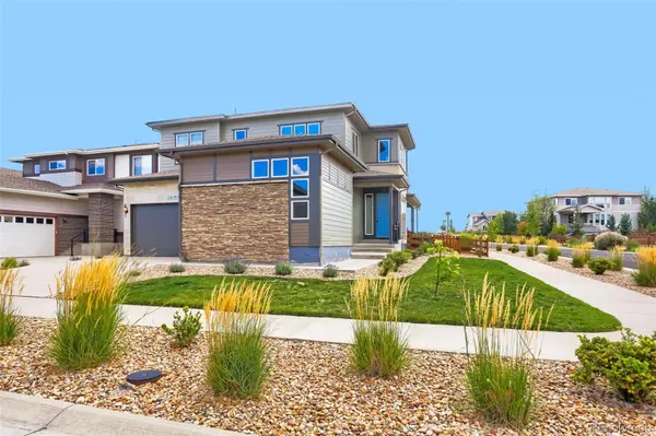 18946 W 93rd AVE, Arvada, CO 80007