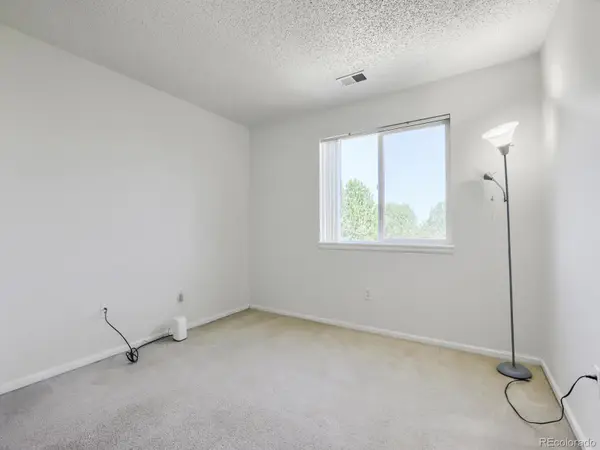 19355 E 58th DR, Aurora, CO 80019