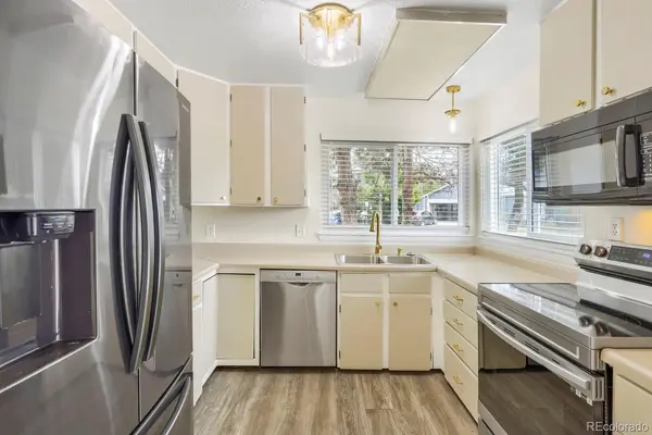 9801 Garrison CT, Broomfield, CO 80021