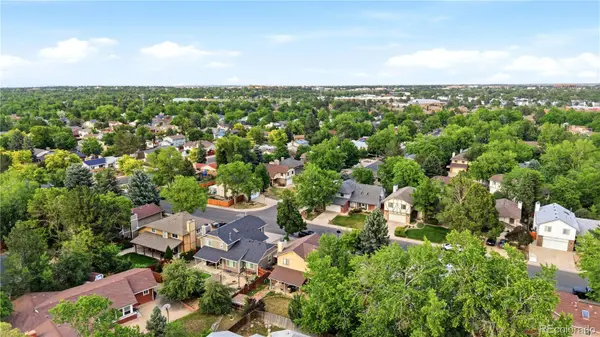 2131 S Newark WAY, Aurora, CO 80014