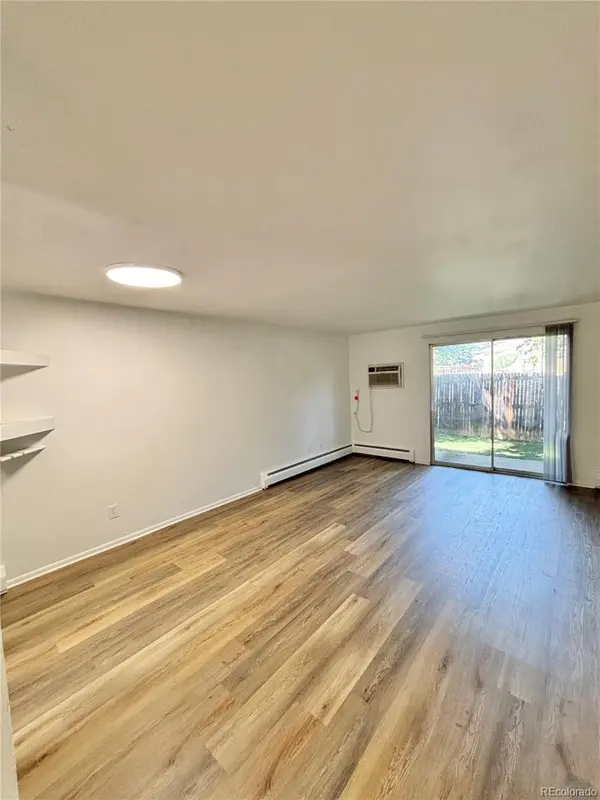 5946 W 41st AVE, Denver, CO 80212