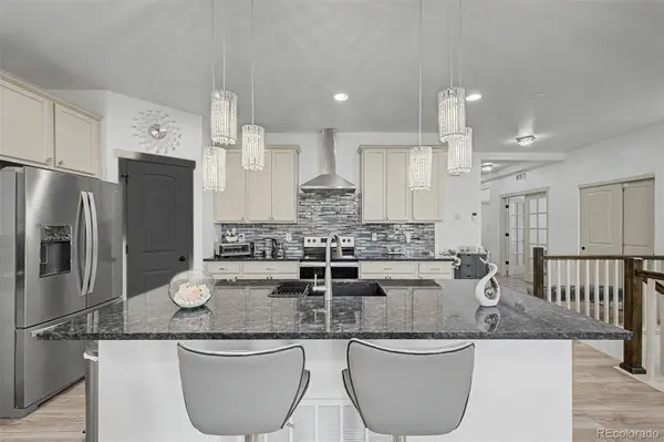 6788 Zebra Grass LN, Parker, CO 80138