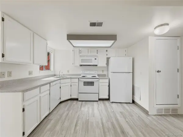 942 S Dearborn WAY #10, Aurora, CO 80012
