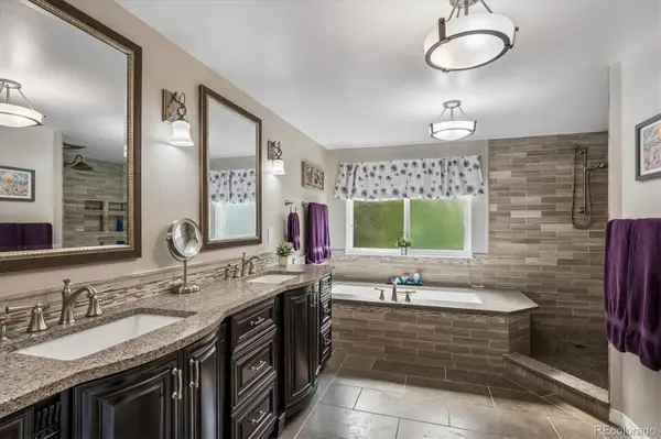 1942 Sundrop TRL, Highlands Ranch, CO 80126