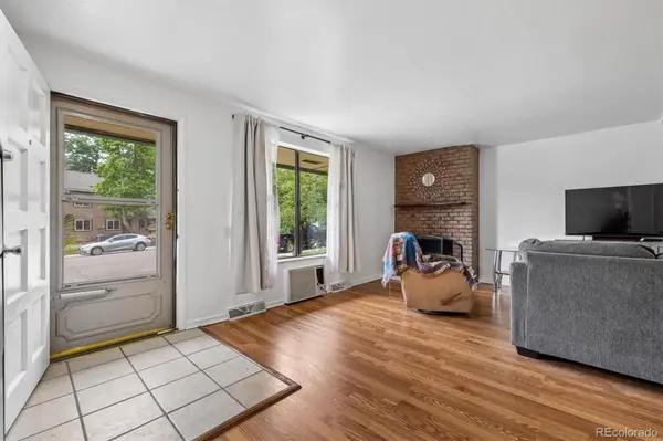 7711 W GLASGOW PL, Littleton, CO 80128