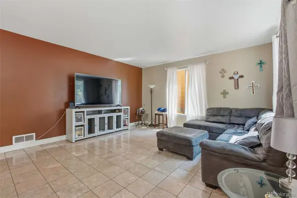 9618 E 113th AVE, Henderson, CO 80640