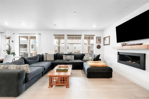 1928 Marlowe CIR, Erie, CO 80516
