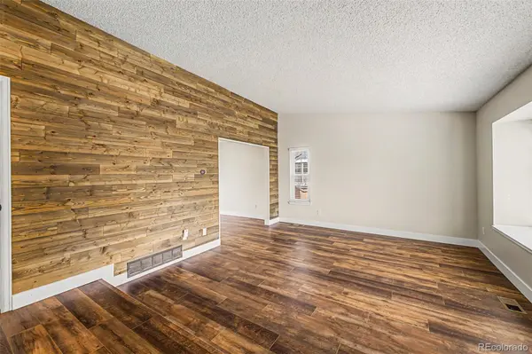 9261 Stargrass CIR, Littleton, CO 80126