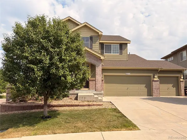 22517 E Layton CIR, Aurora, CO 80015
