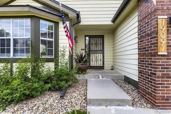 19091 E Chenango CIR, Aurora, CO 80015