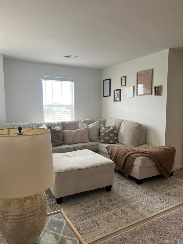 6263 N Liverpool ST, Aurora, CO 80019