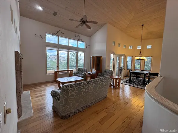 935 Castle Ridge RD, Golden, CO 80401