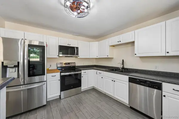 6017 Vivian CT, Arvada, CO 80004