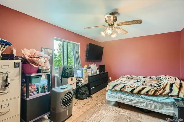 6952 Mariposa ST, Denver, CO 80221