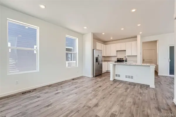 525 Aspen AVE, Bennett, CO 80102