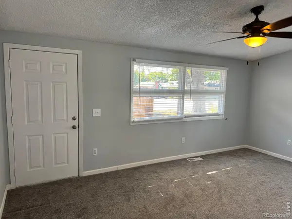 413 Cove LN, Fort Morgan, CO 80701