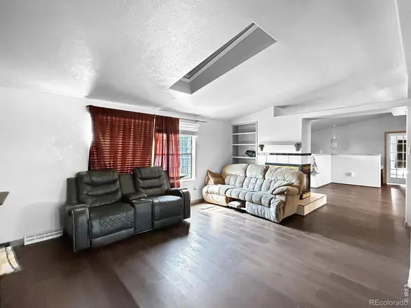1916 S 5th AVE, Sterling, CO 80751