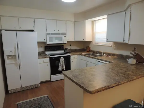 5240 S Pagosa WAY, Centennial, CO 80015