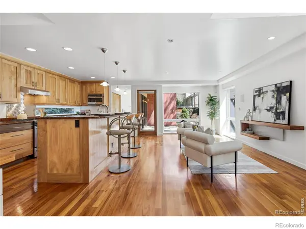 210 S Marion Pkwy, Denver, CO 80209