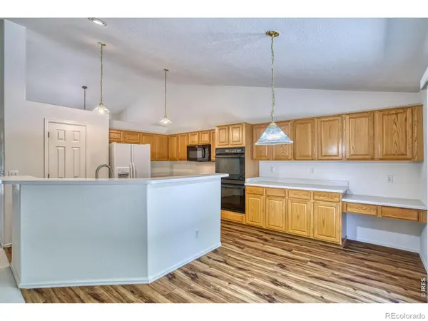 620 Bellingham PL, Longmont, CO 80504
