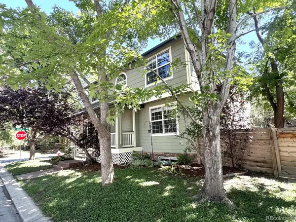 1202 Della ST, Longmont, CO 80501