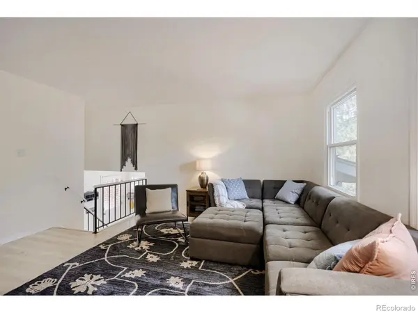 1251 Vail LN, Longmont, CO 80503