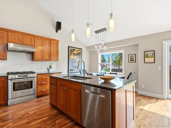 971 Vetch CIR, Lafayette, CO 80026