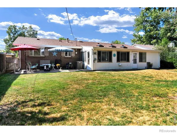 701 Lois DR, Louisville, CO 80027