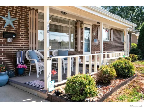 701 Lois DR, Louisville, CO 80027