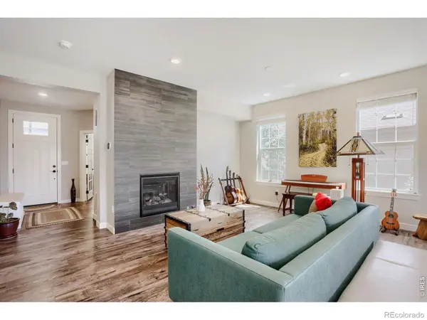 2186 Lombardy ST, Longmont, CO 80503