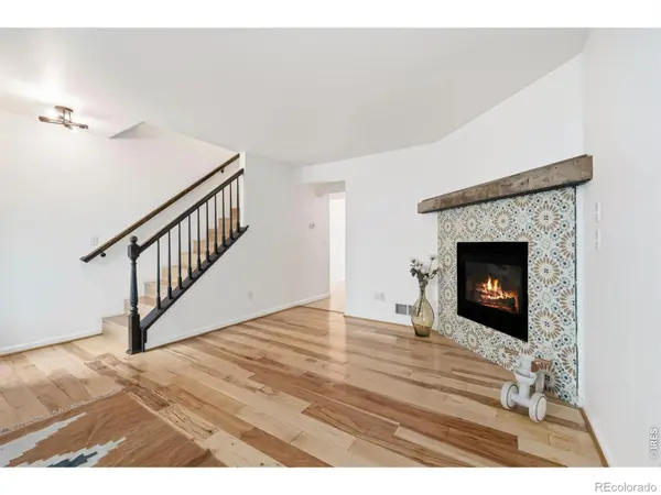 954 Monroe AVE, Loveland, CO 80537