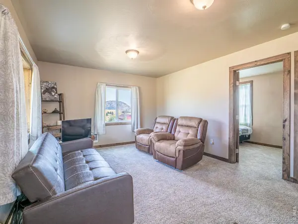 150 Wolf DR, Drake, CO 80515