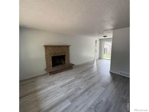 47 University DR, Longmont, CO 80503