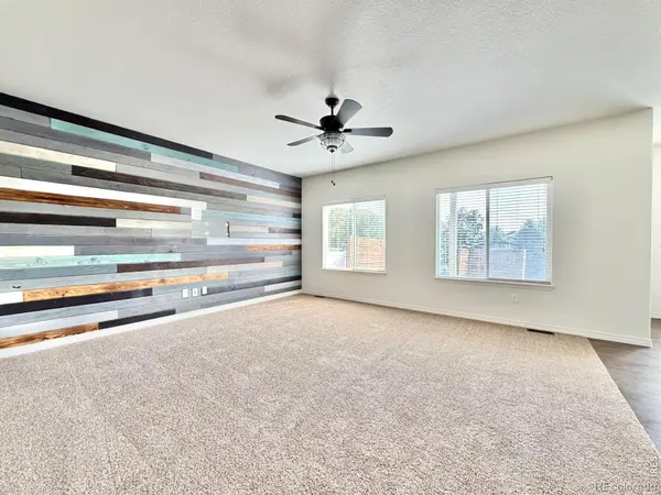 5755 Clarence DR, Windsor, CO 80550